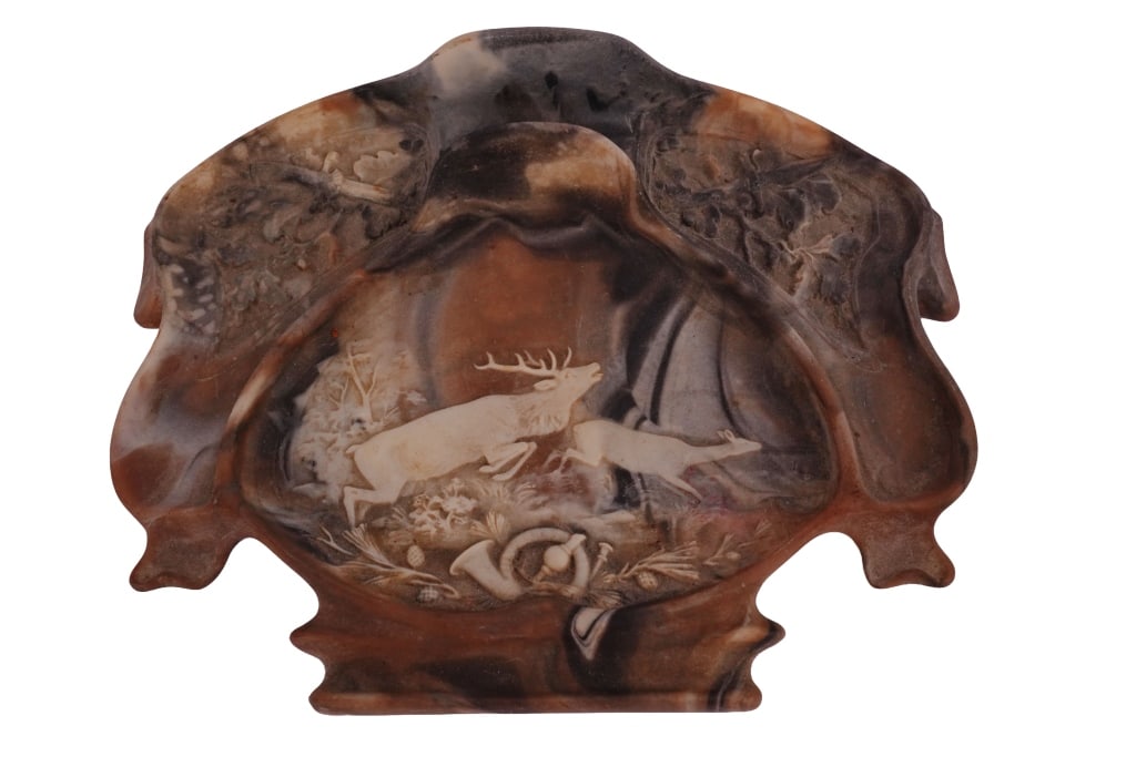 Buck & Doe Incolay Stone Tobacco Tray Desk Valet: Item/Description: Vintage genuine Incolay stone desk valet or pipe rest tray, featuring a high-relief "Buck and Doe" deer hunting scene. Manufactured in the United States, the piece is composed of