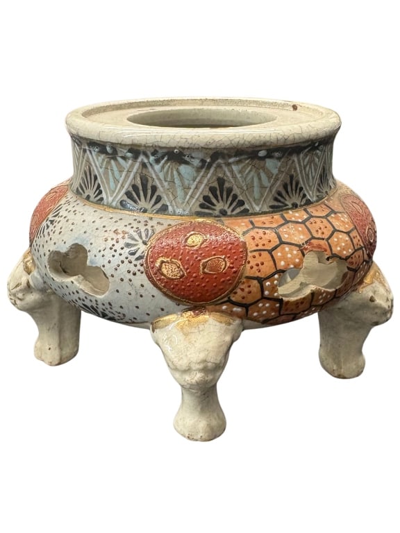 Japanese Satsuma Pottery Censer Stand (1 of 5)