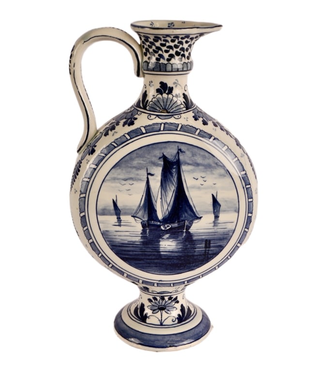German Royal Bonn Delft Blue & White Pilgrim's Jug (1 of 7)