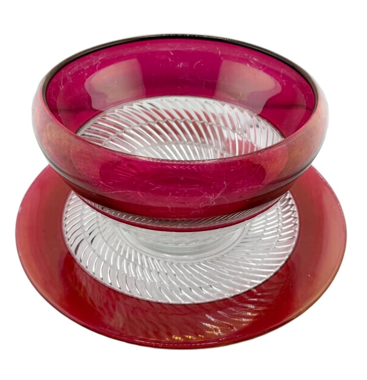 Crystal Ruby Bowl and Charger (1 of 8)