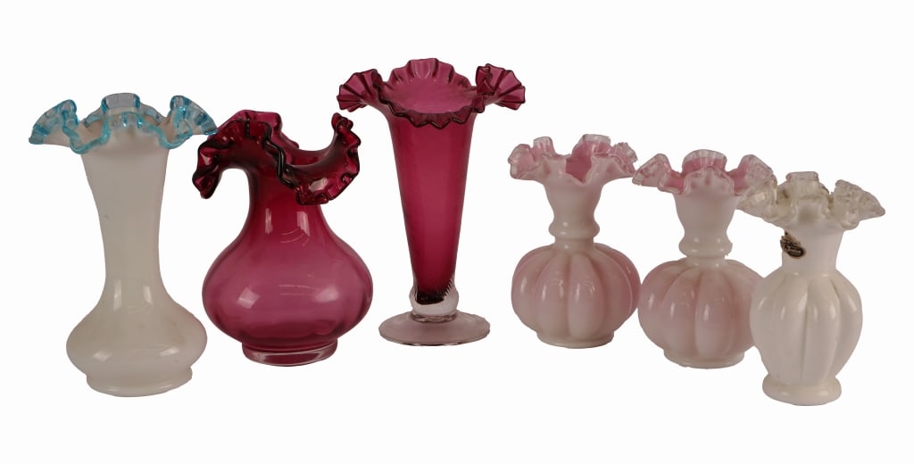 Vintage Fenton Crest & Cranberry Art Glass Vases (1 of 8)