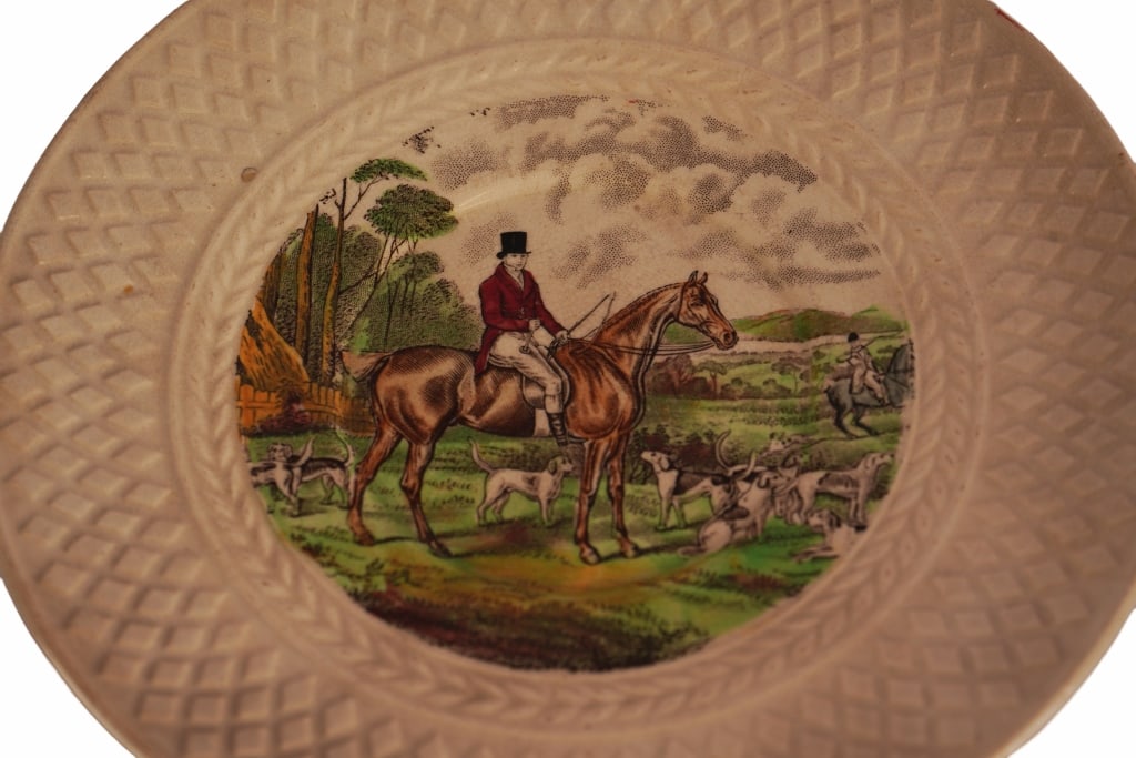 Two Spode "Herring Hunt" Ceramic Plates - 3