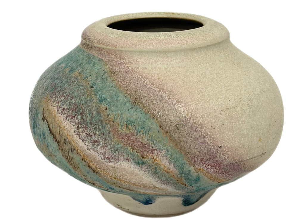 Charles Focht Tucson Studio Art Pottery Vessel: Item/Description: Late 20th-century studio art pottery wheel-thrown ceramic vessel handcrafted around 1990 by Southwestern regional potter Charles Focht (American, 1928-2012) in his Tucson, Arizona st