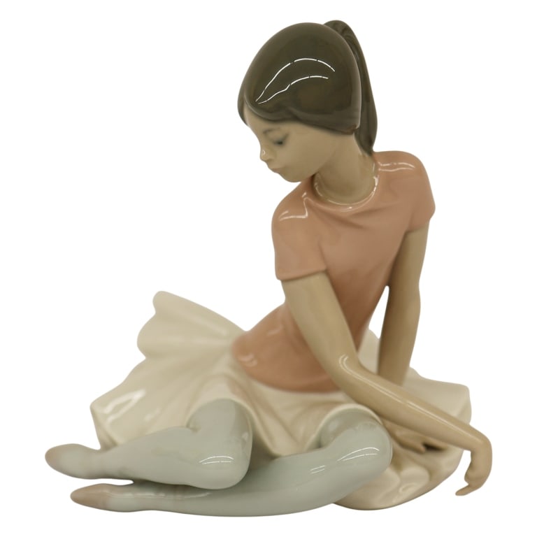 Lladro "Shelley Ballerina" Figurine (1 of 7)