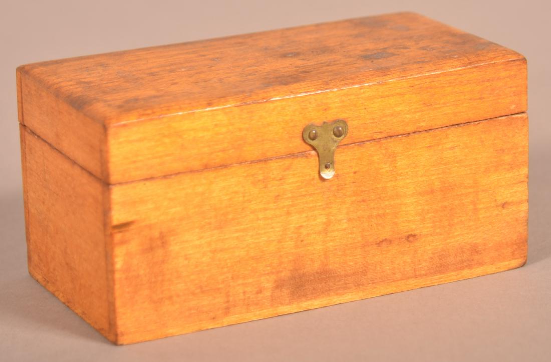 Henry Lapp Small Wood Hinged Lid Box. (1 of 4)