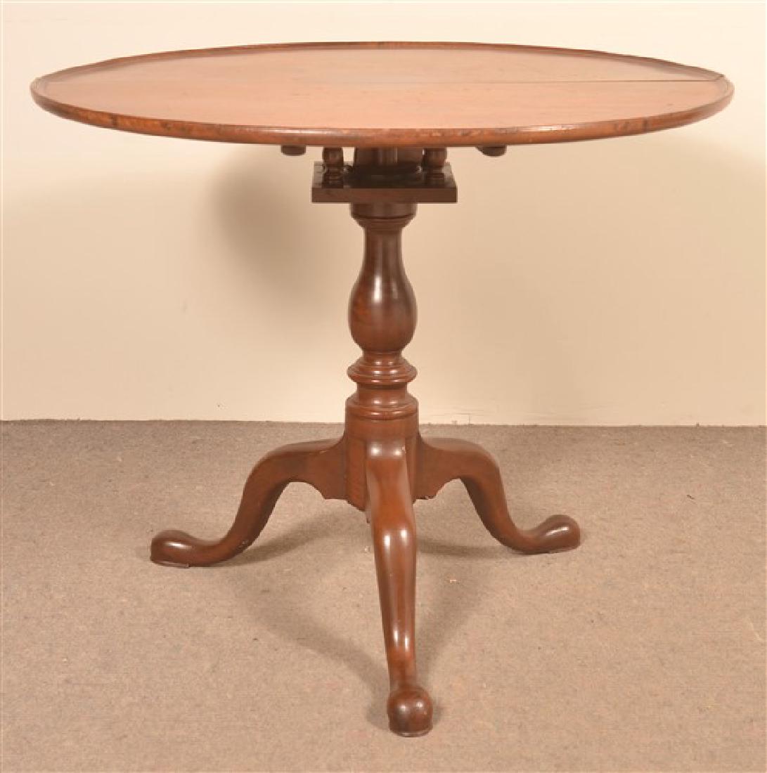 Pennsylvania Queen Anne Walnut Tilt Top Tea Table. (1 of 4)