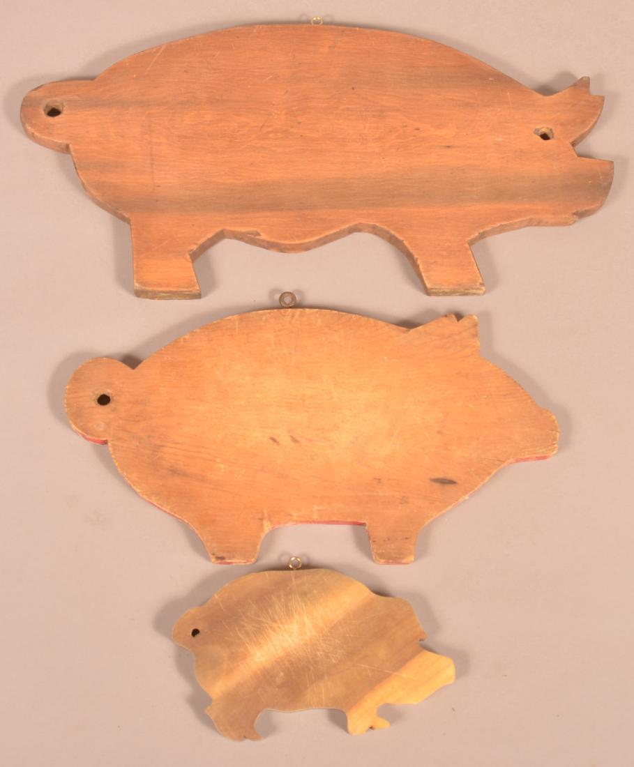 Three Vintage Wood Graduated Pig Form Cutting Boards. (1 of 2)