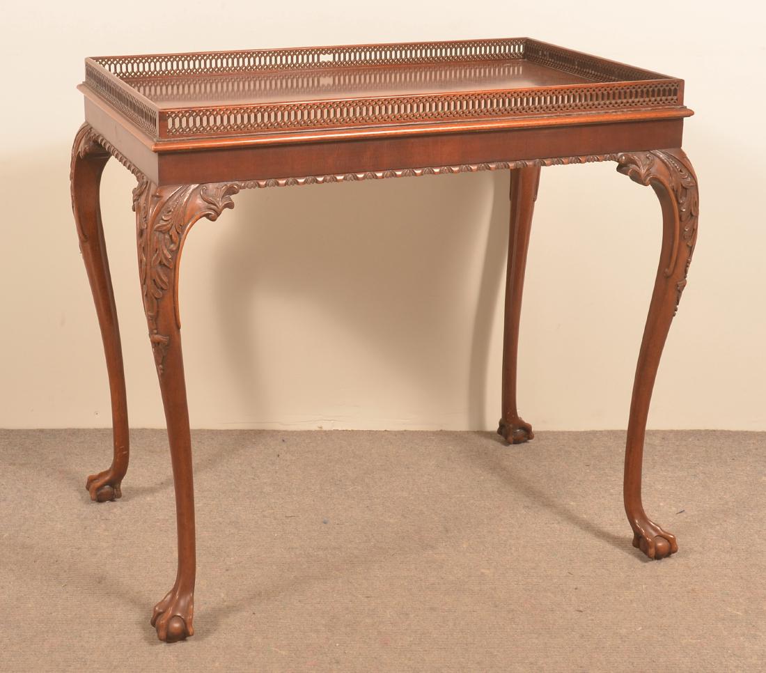Fine Chippendale George II Style Mahogany Tea Table. (1 of 4)