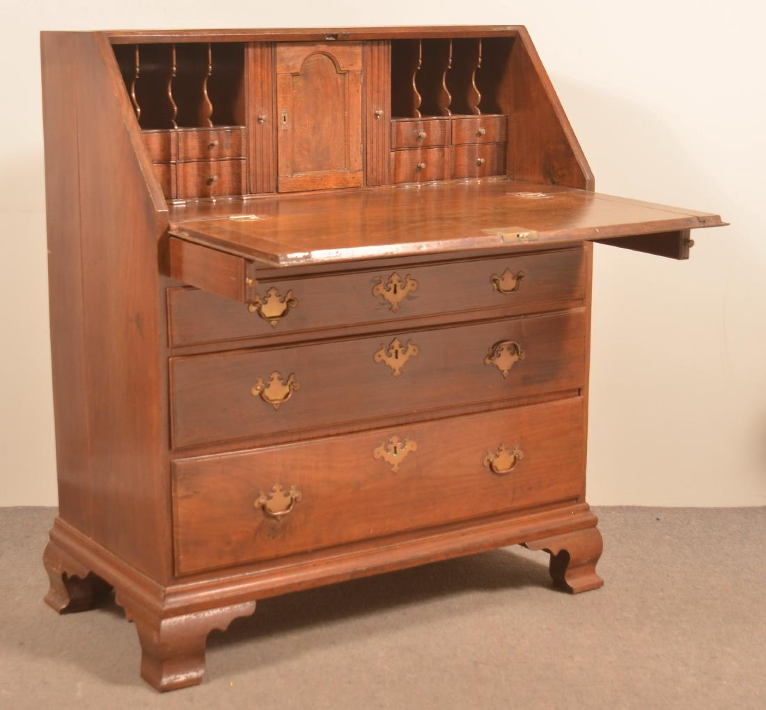 Pennsylvania Chippendale Walnut Slant Lid Desk. (1 of 4)