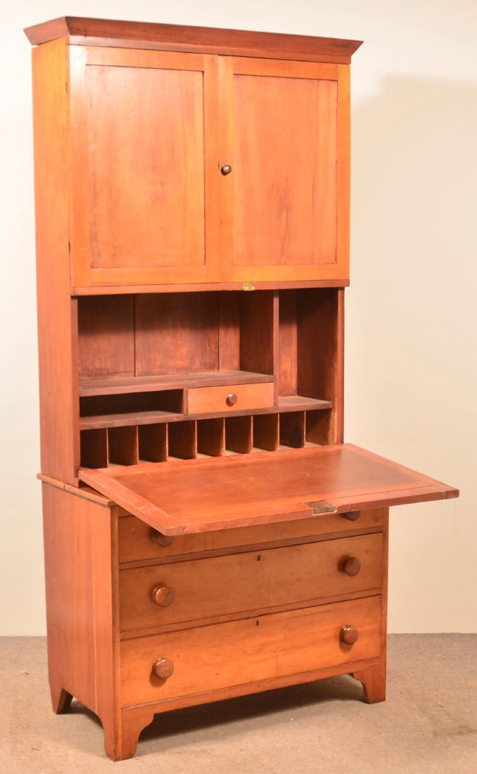 American Federal Fall-Front Plantation Desk. (1 of 3)