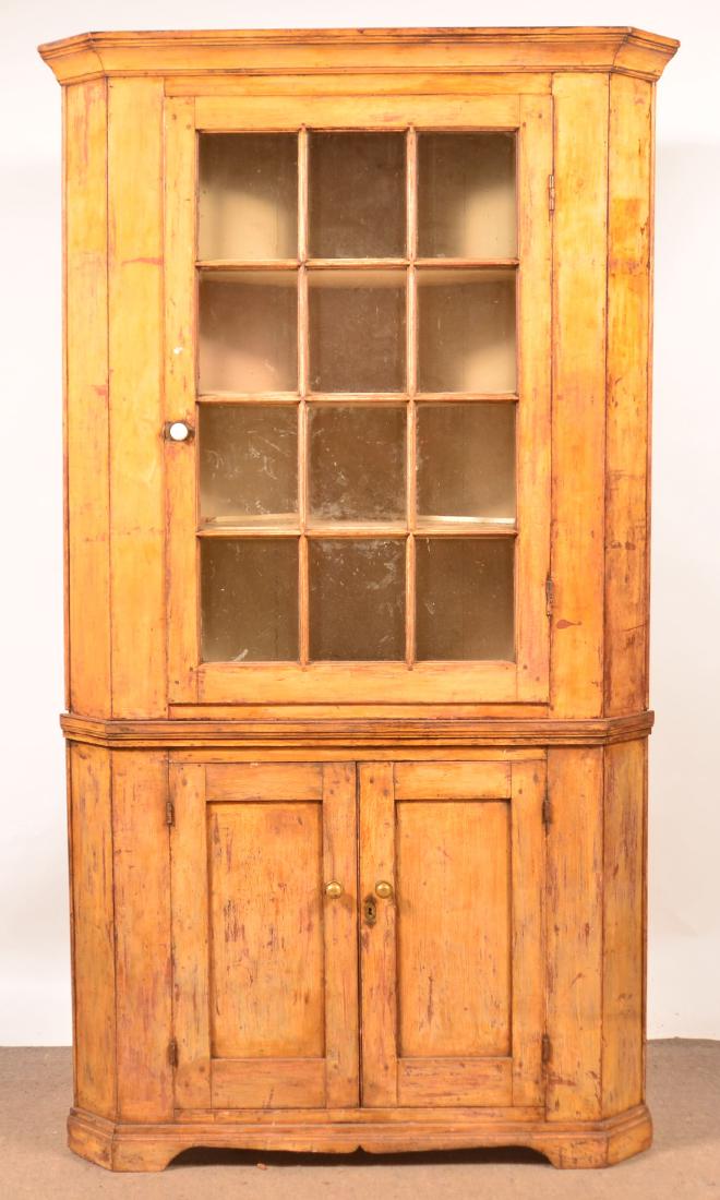 PA Federal Painted Softwood Corner Cupboard. (1 of 2)