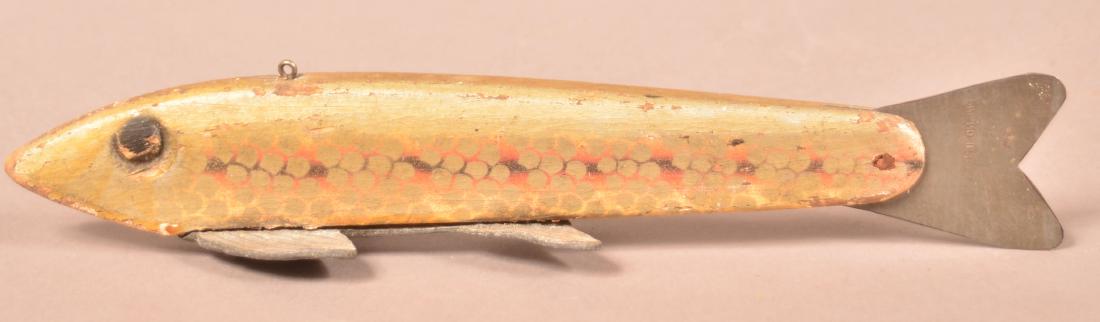 Vintage Factory-Made Painted Wood Fish Decoy. (1 of 4)