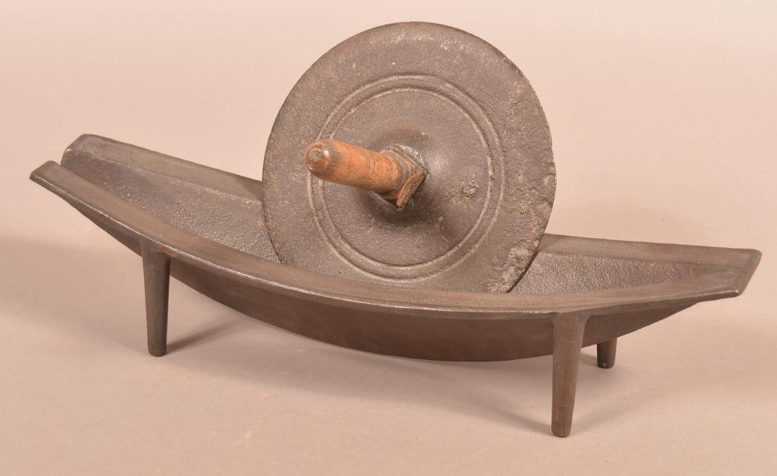 Cast Iron Spice or Herb Crusher. (1 of 2)