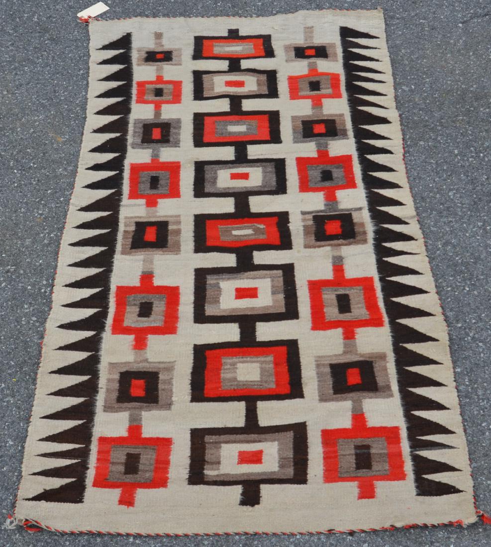 Vintage Navajo Geometric Pattern Rug. (1 of 5)
