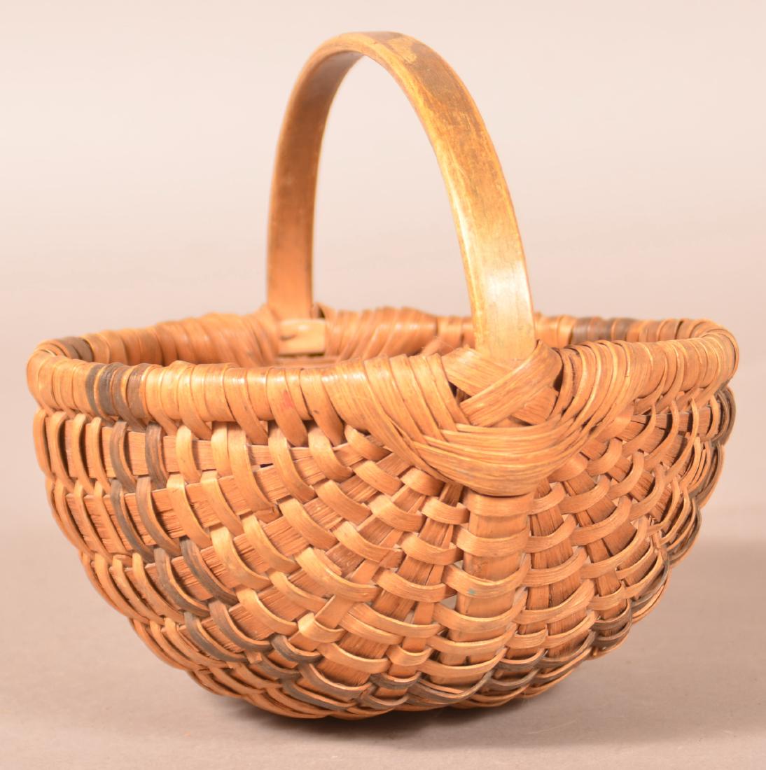 Woven Oak Circular Form Splint Berry Basket. (1 of 2)