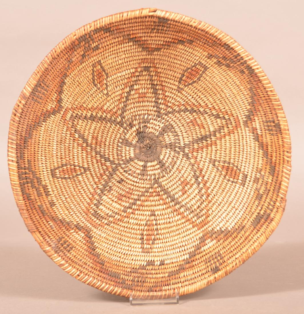 Star Pattern Native American Bowl Form Coil Basket. (1 of 3)