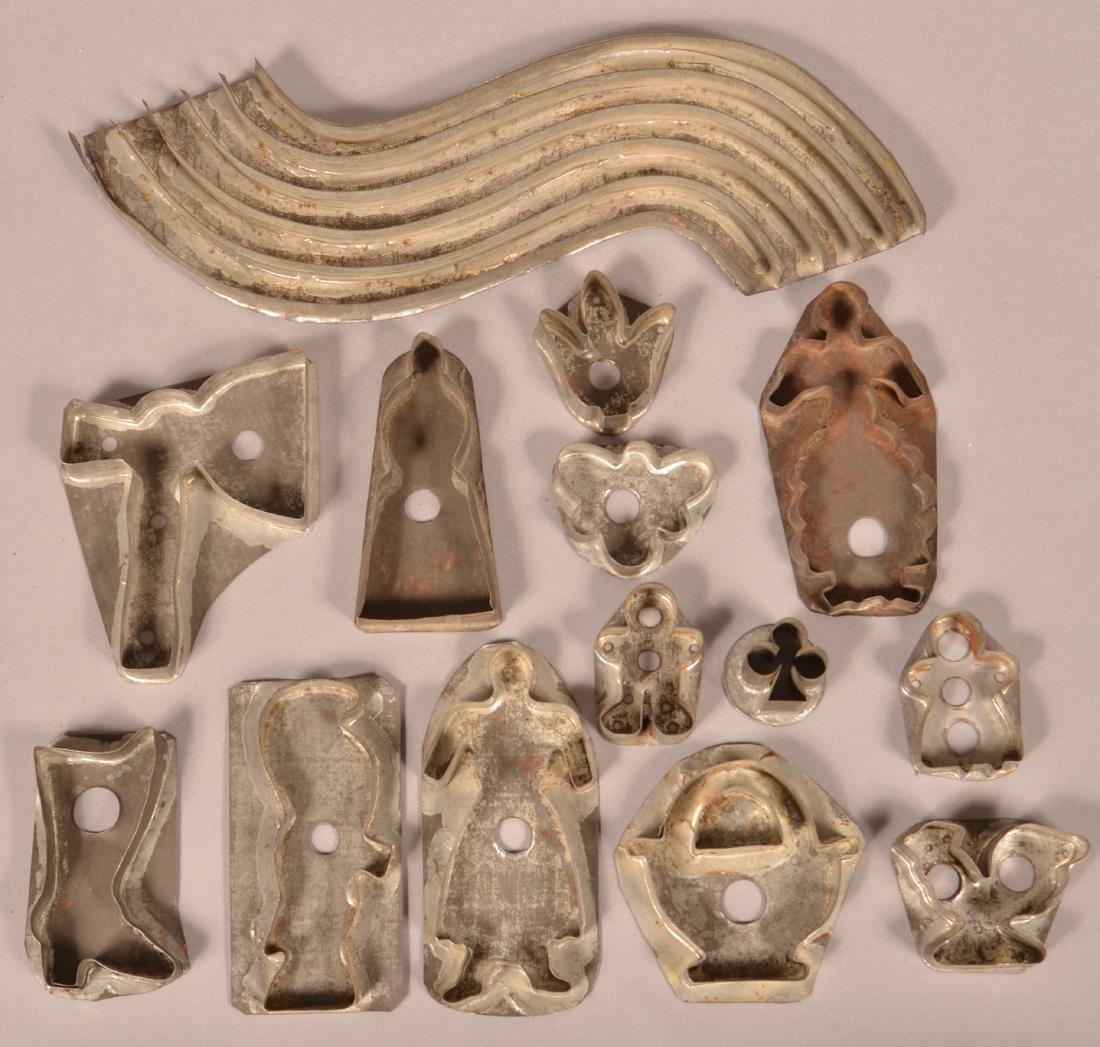 14 Various Antique Tin Cookie Cutters. (1 of 2)