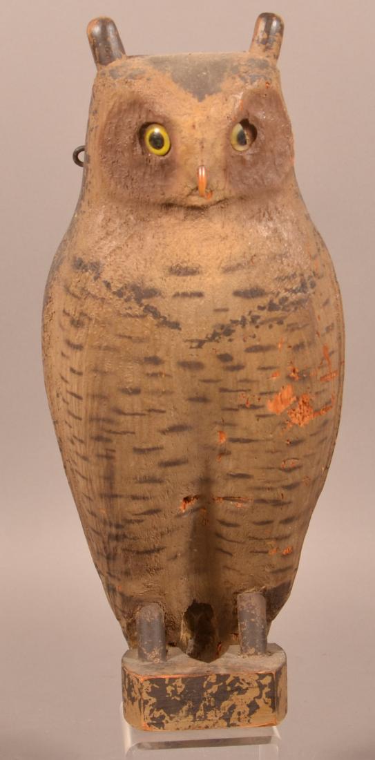 Herter's Company Great Horned Owl Decoy. (1 of 6)