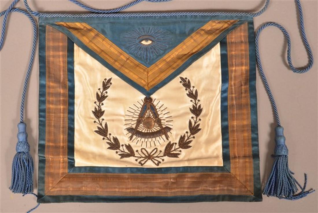 1929 Masonic Gilt Thread Needlework Silk Apron. (1 of 4)