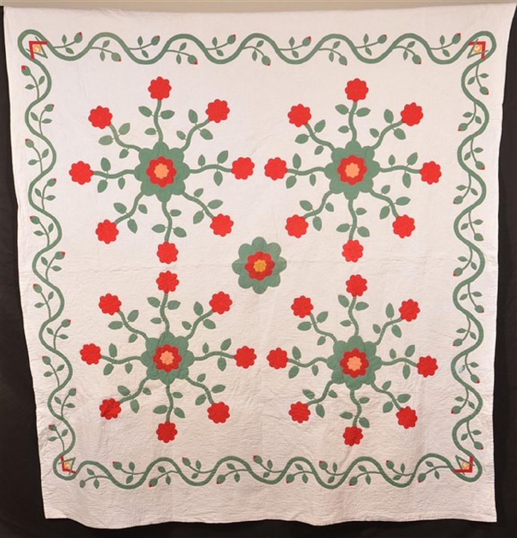 Masonic and Floral Pattern Applique Quilt. (1 of 4)