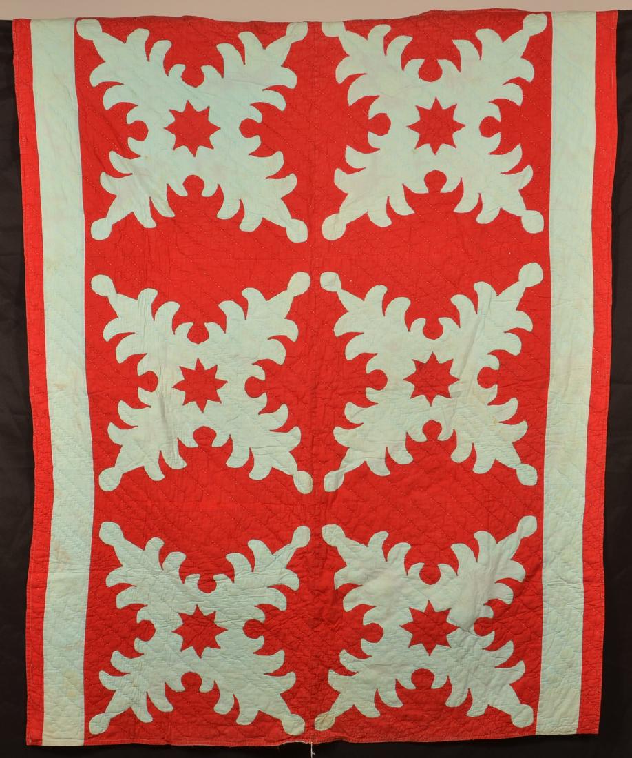 Antique Foliate Pattern Patchwork Quilt. (1 of 3)