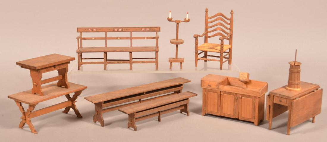 11 Pieces of WPA Made Miniature Furniture. (1 of 3)