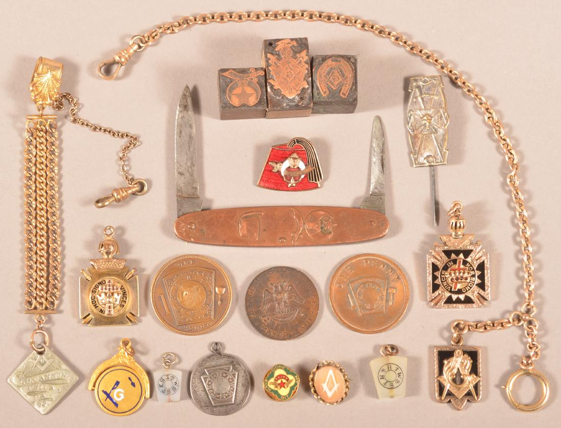 19 pcs. Misc. Masonic (1 of 2)