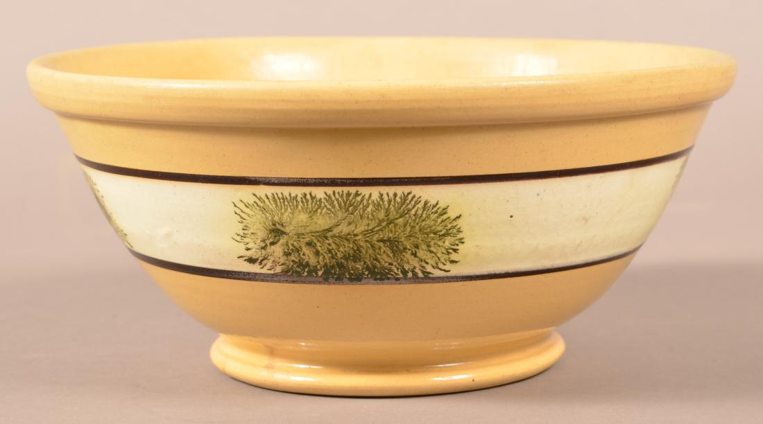Yellowware Mixing Bowl w/ Seaweed Decoration. (1 of 5)