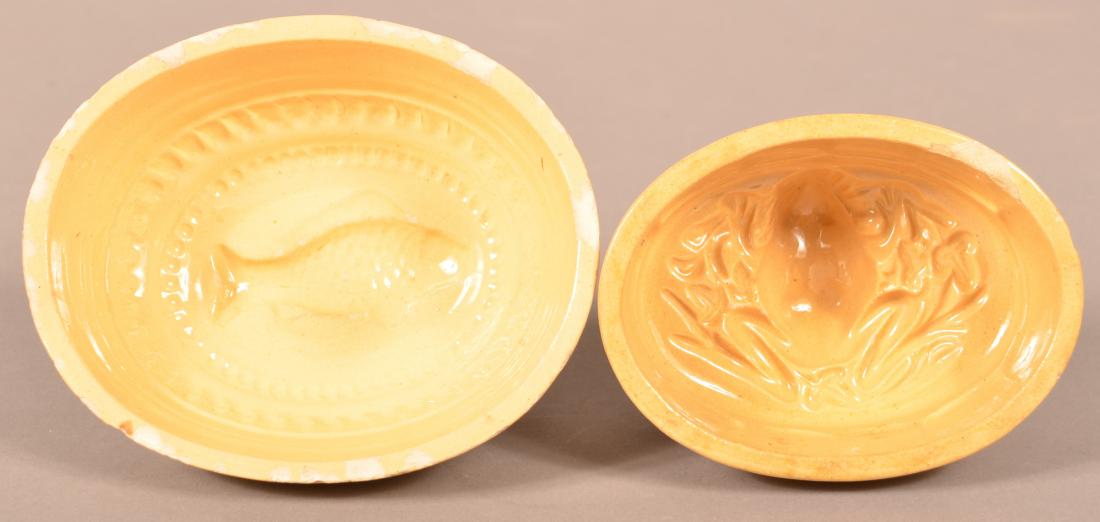 2 Antique Yellowware Oval Molds. (1 of 3)