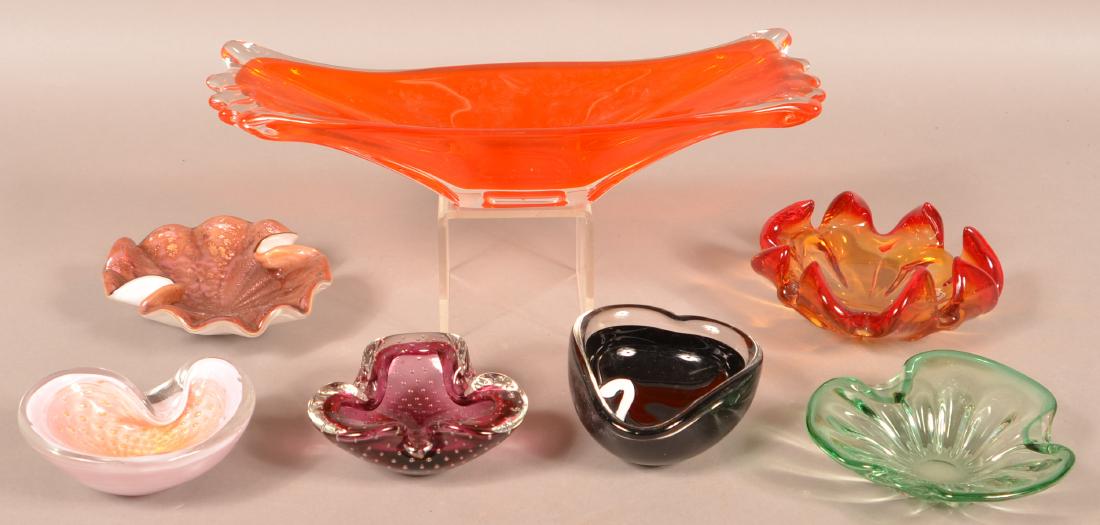 Seven Pieces of Contemporary Art Glass. (1 of 3)