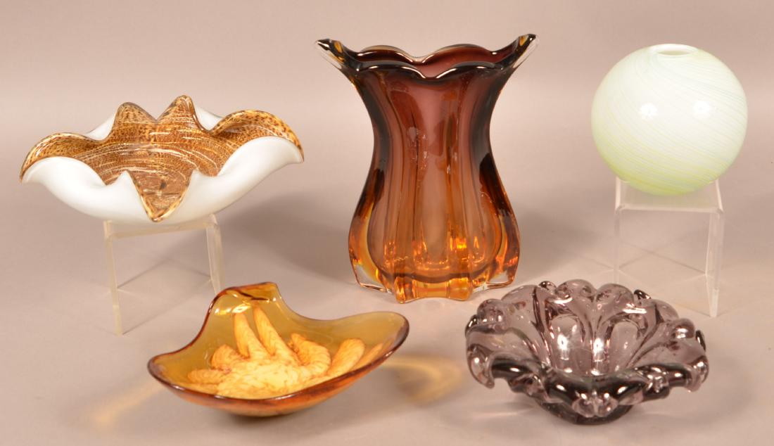 Five Pieces of Contemporary Art Glass. (1 of 2)