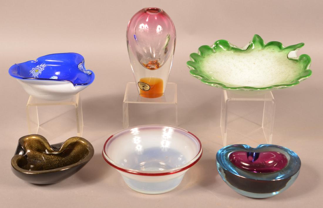 Six Pieces of Contemporary Art Glass. (1 of 3)
