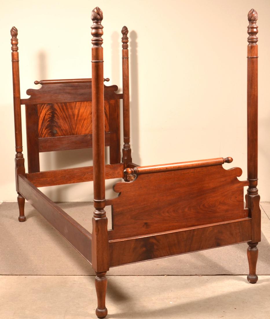 Federal Style Mahogany 3/4 Poster Bed. (1 of 6)