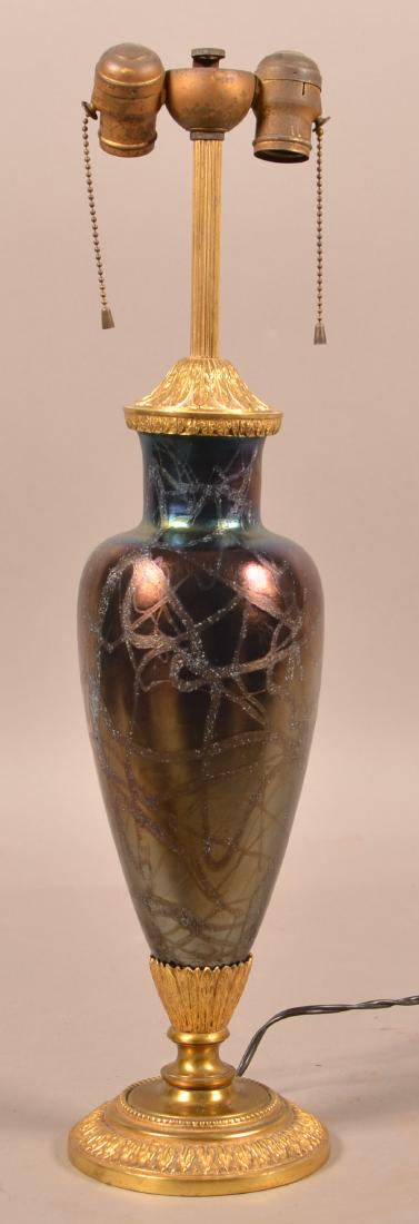 Vintage Iridescent Art Glass Table Lamp. (1 of 3)
