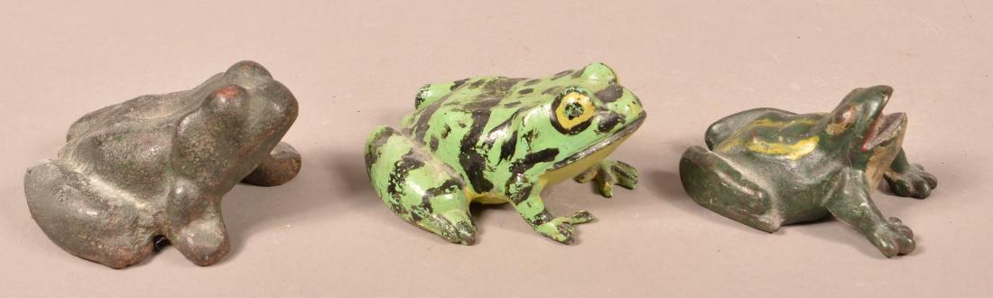 Three Antique Cast Iron Frog Doorstops. (1 of 3)
