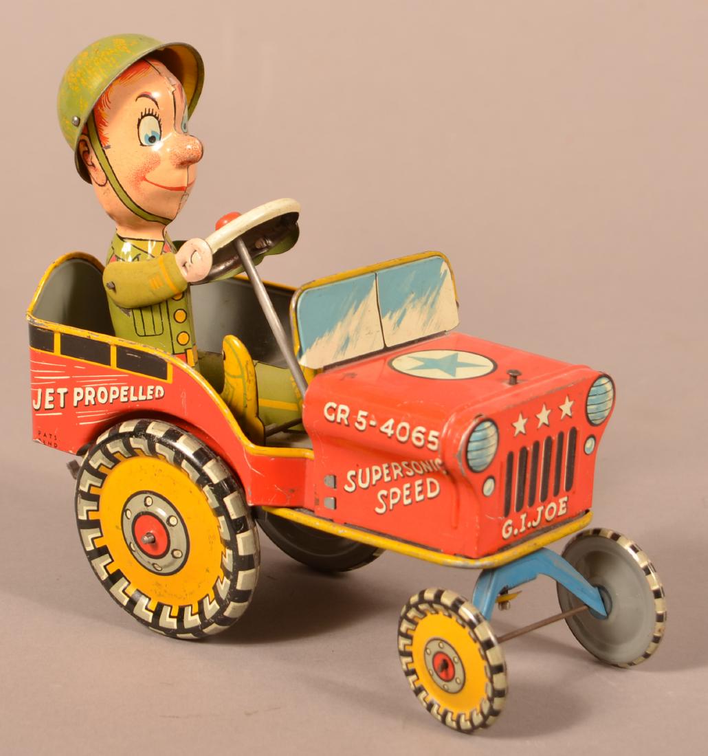 Unique Art "G.I. Joe Jouncing Jeep" Wind-up Toy. (1 of 3)