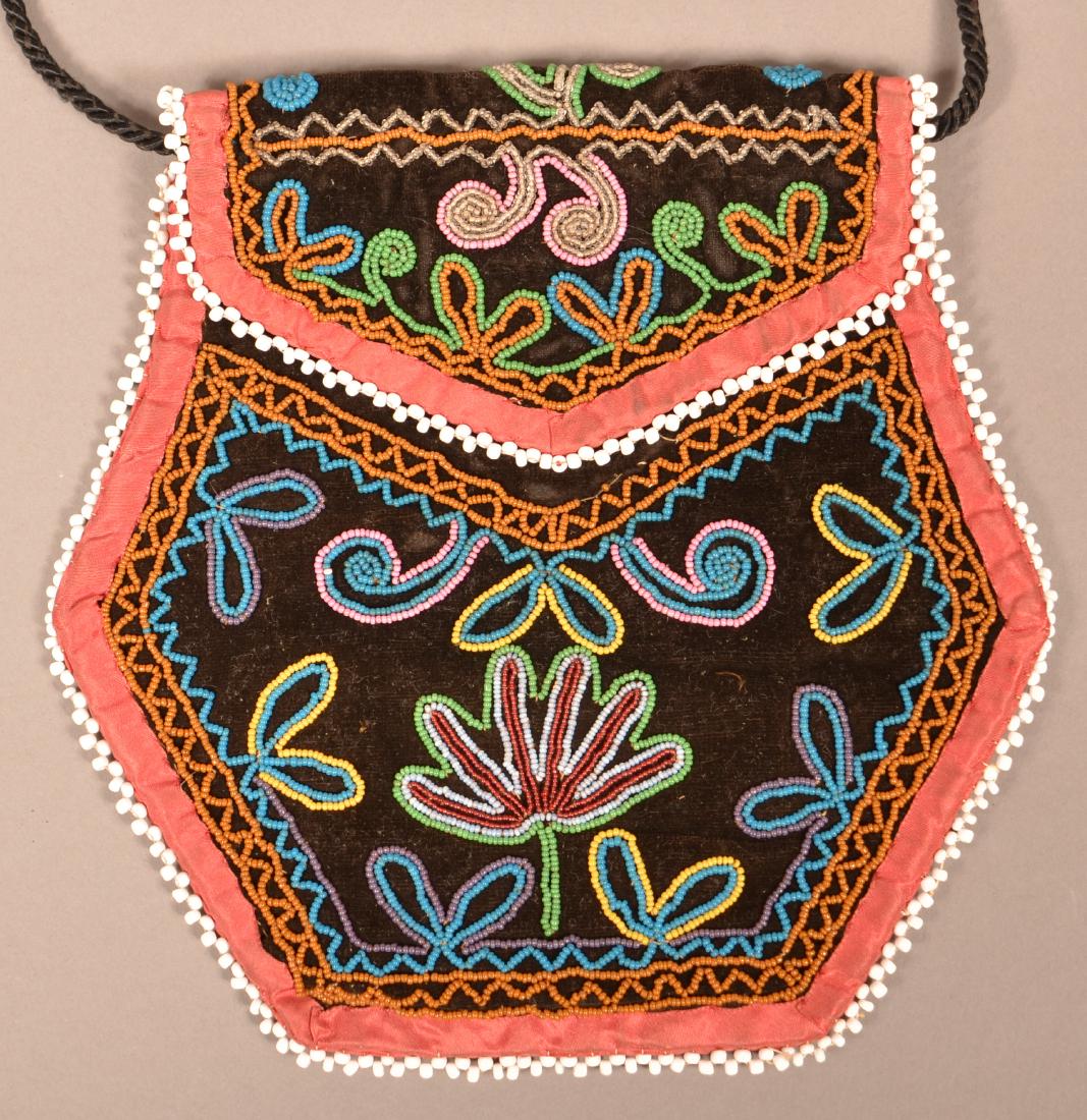 Good Mid 19th Century Iroquois Beaded Bag 6 1/2" x 6 (1 of 4)