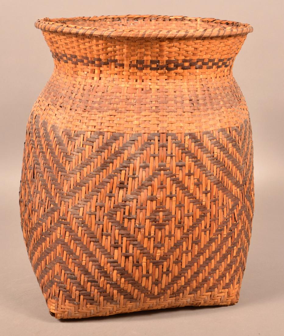 Large Vintage Cherokee Split River Cane Basket, Twill (1 of 3)
