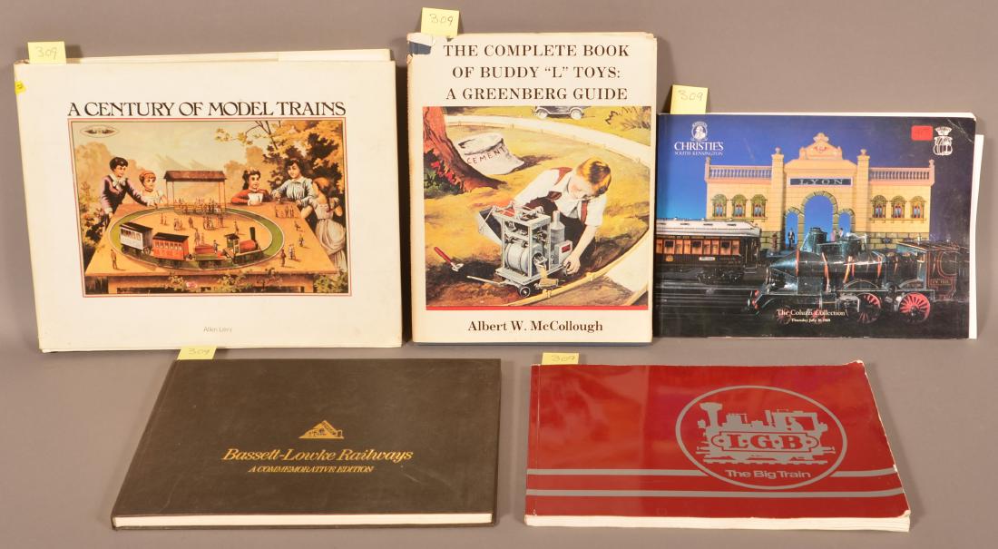 Levy. A Century of Model Trains. // McCollough. The (1 of 1)