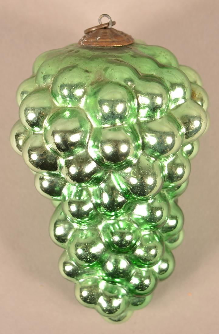 Antique German Pea Green Glass Cluster of Grapes Kugel. (1 of 3)