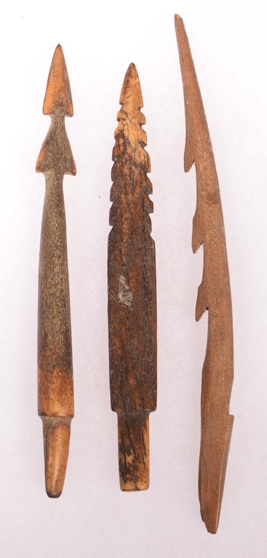 3 Ancient Inuit Barbed Bone Points: 3 Ancient Inuit Barbed Bone Points