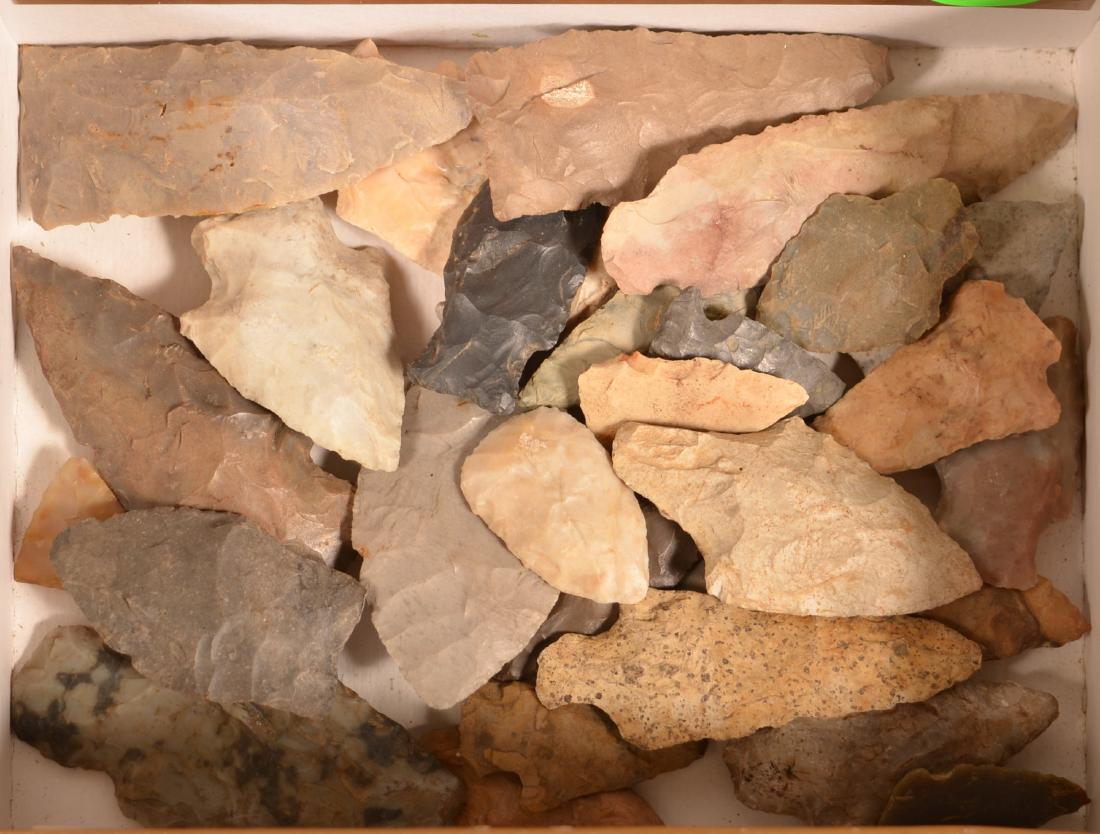 Cigar Box Collection of Prehistoric, Mid West Flint (1 of 1)