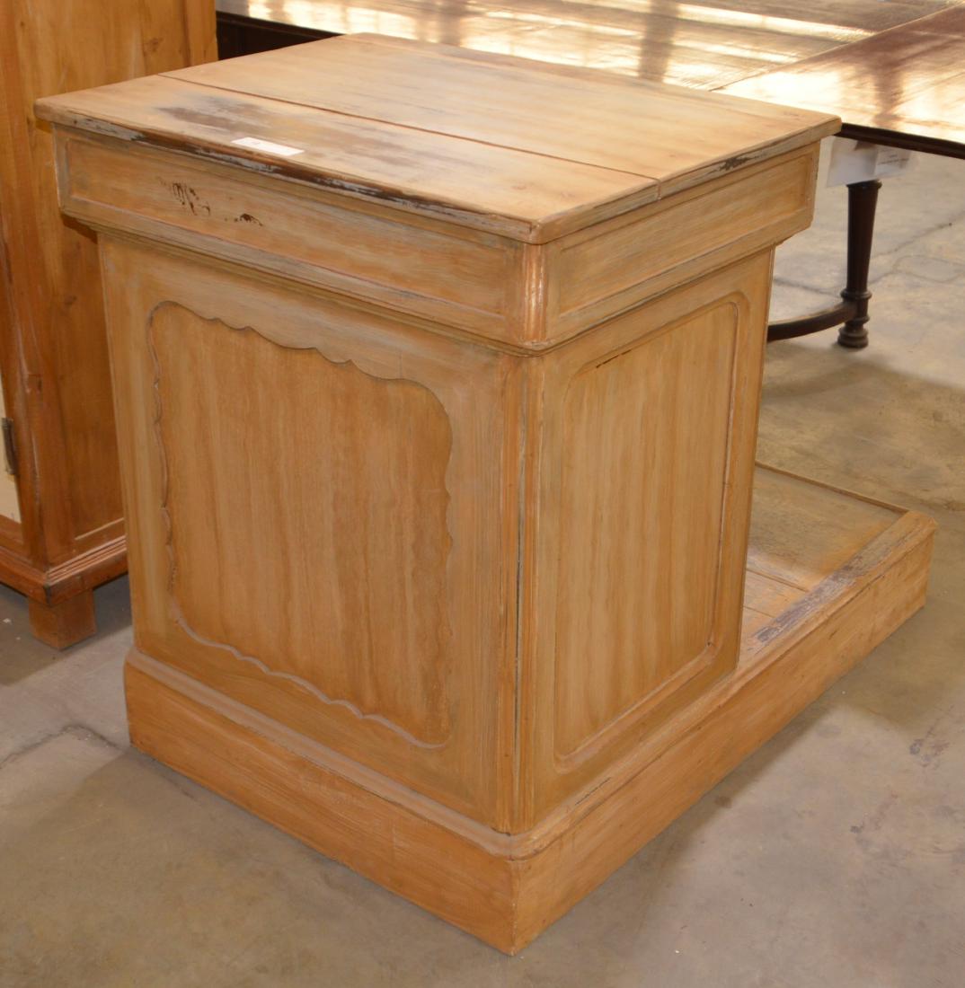 Soft Wood Grain Painted Cash Register Stand (1 of 2)