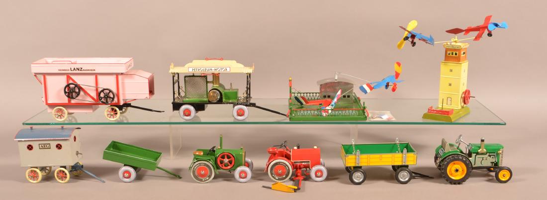 Lot of Vintage and Modern Toys. (1 of 3)