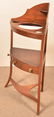 American Hepplewhite Mahogany Corner Basin Stand. - 2