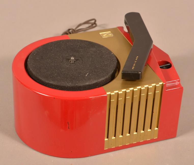 Vintage Art Deco Case RCA Victor 78 Record Player.: Vintage Art Deco Case RCA Victor 78 Record Player. Model RS 127 B 274. Circa. 1939. 5-1/4"h. 12-1/2"l. Condition: Professionally restored.