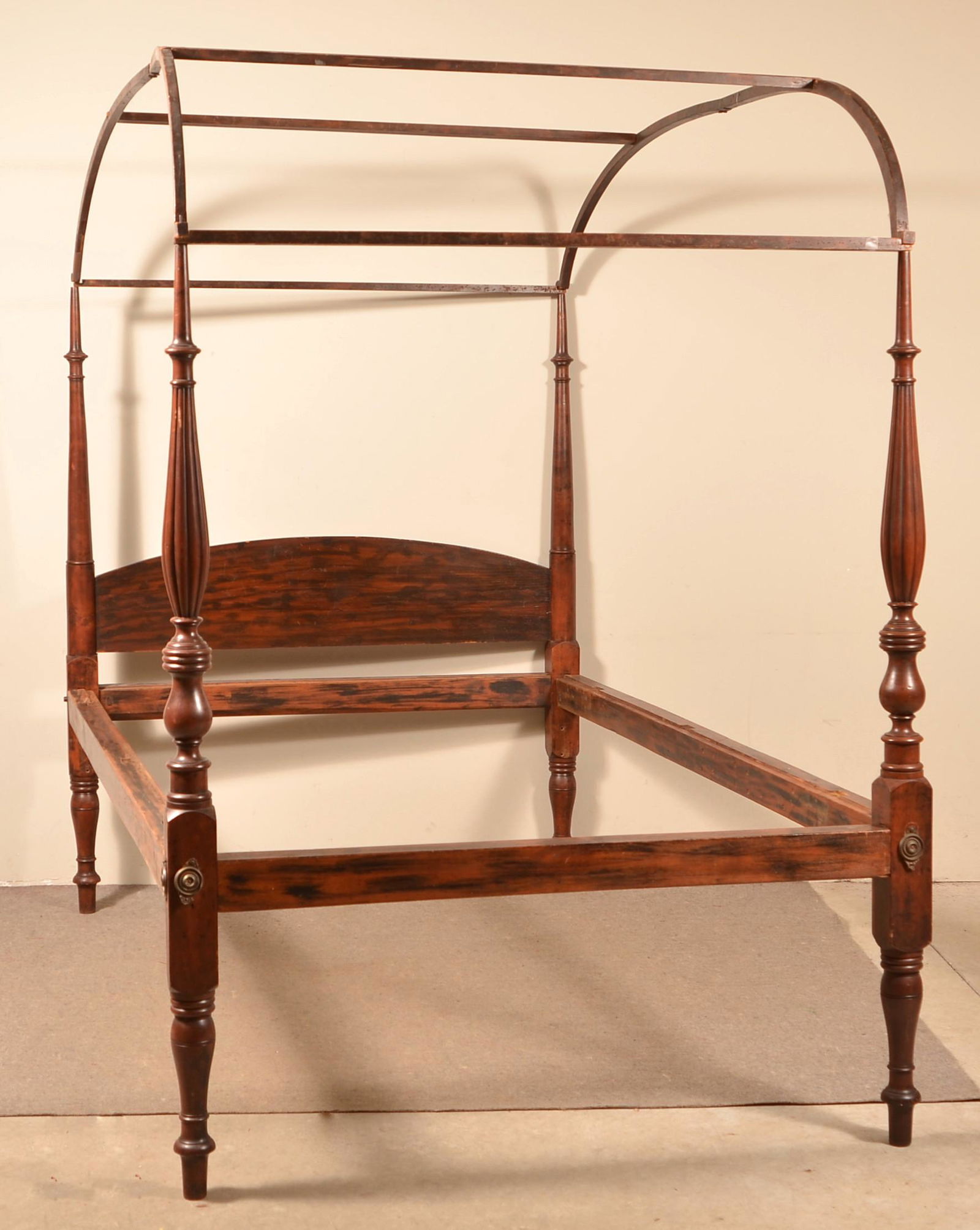 New England Sheraton Mixed Wood Tester Bed. (1 of 3)