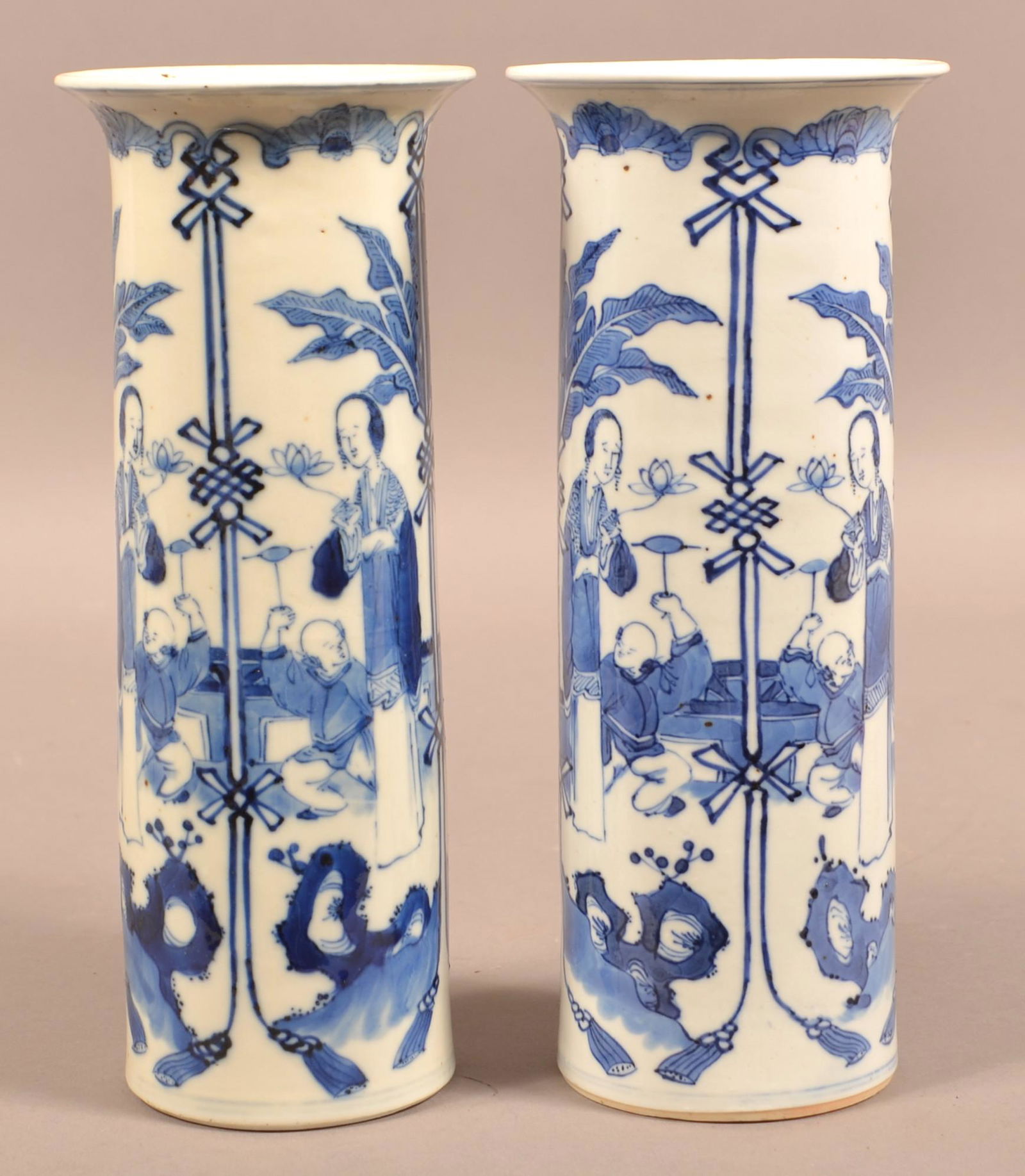 For Auction Pair Of Antique Blue And White Oriental Vases 286