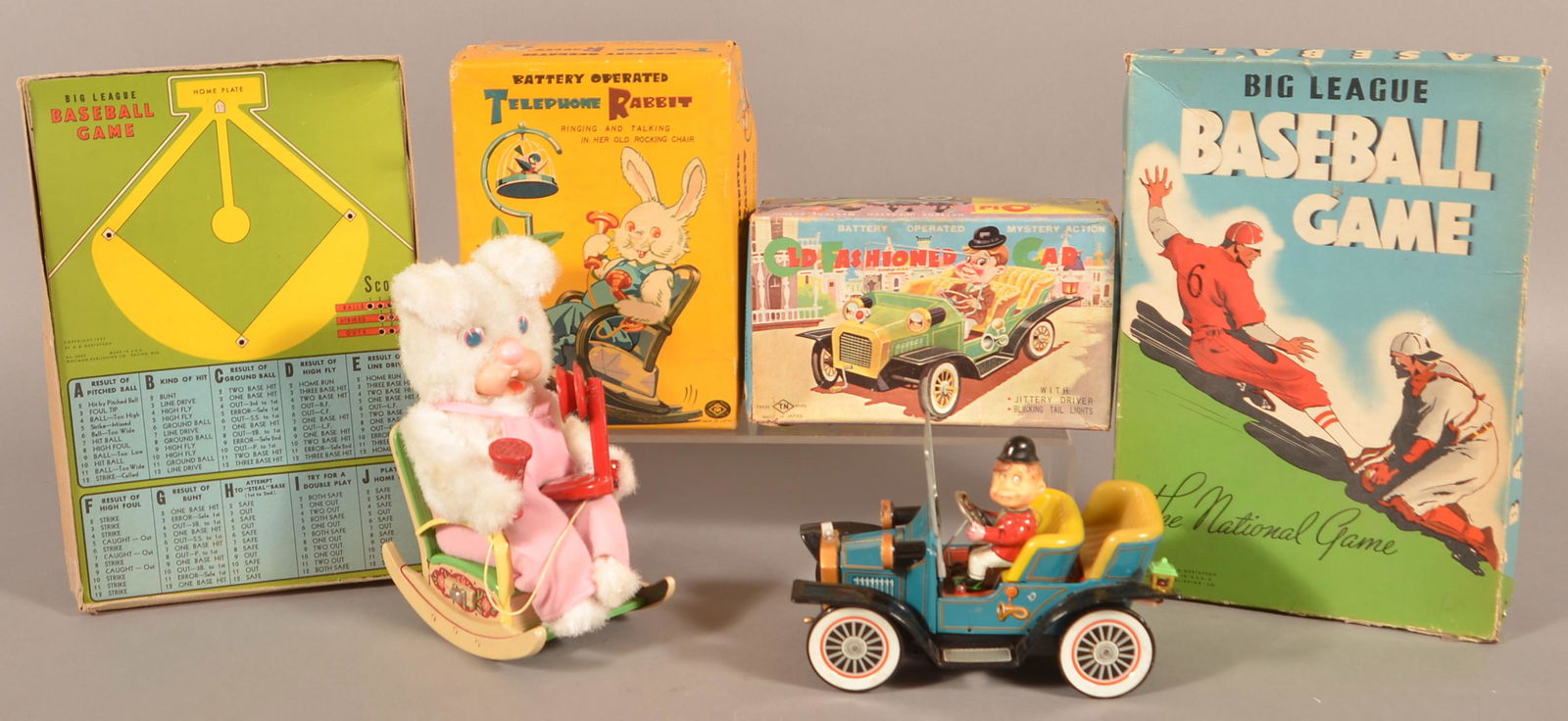 Vintage Baseball Game and Two Battery Operated Toys. (1 of 3)