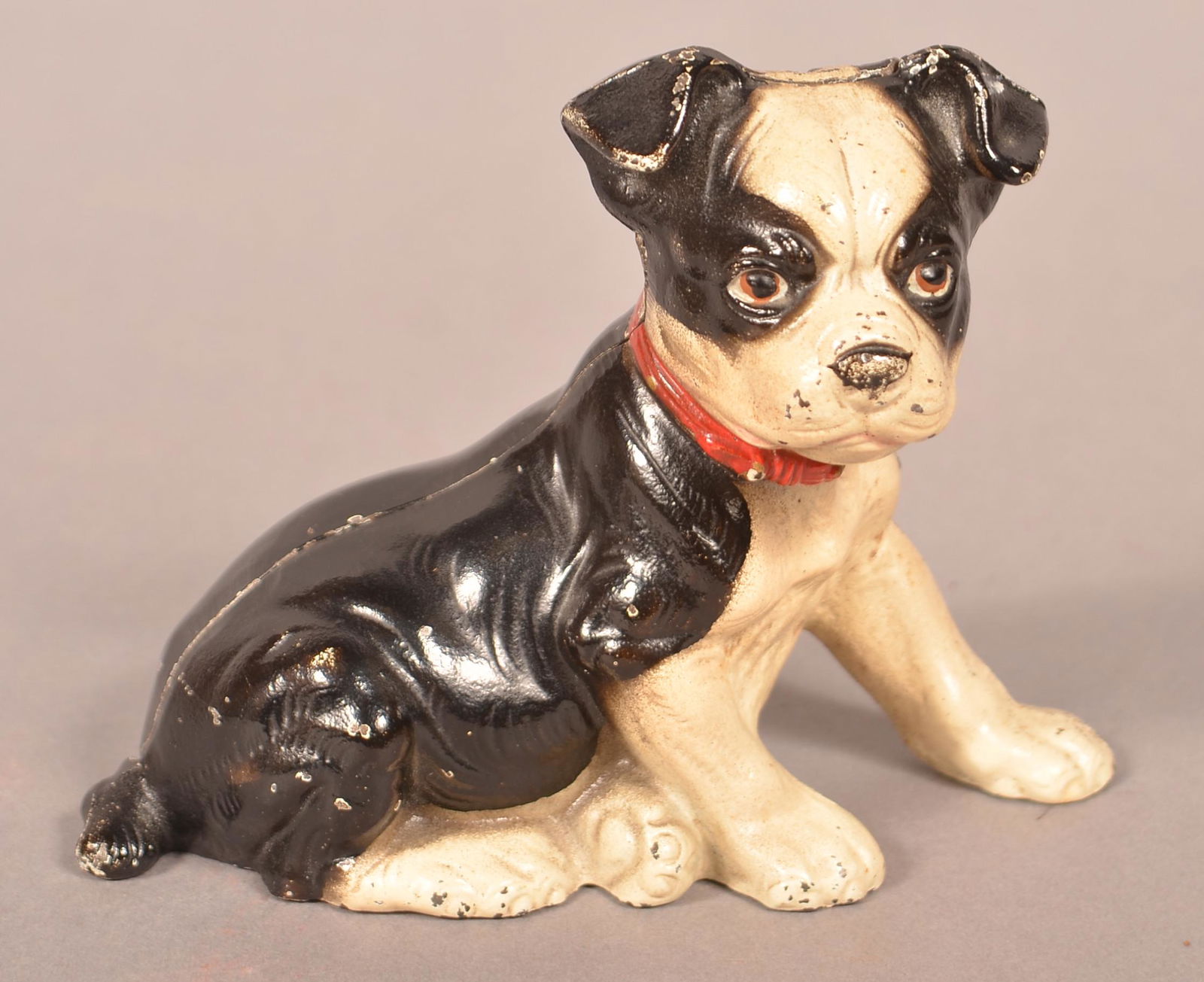 Hubley Cast Iron Sitting Boston Terrier Still Bank. (1 of 2)